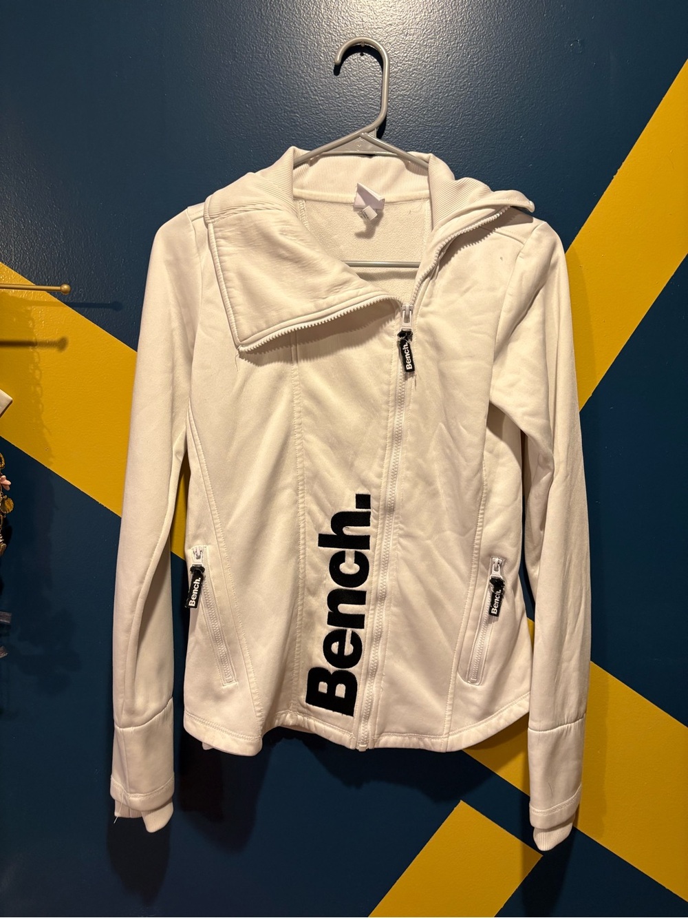 Bench. White Full Zip Jacket EUC